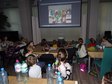 Karmniki dla ptaków powstały dziś w wieluńskiej bibliotece miejskiej